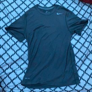 Grey Nike Dri-fit t-shirt